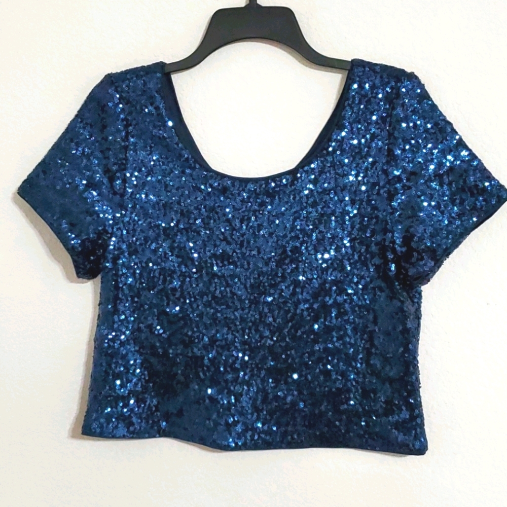 FOREVER 21 Blue sequin crop zip back dazzling +1X - Picture 3 of 8
